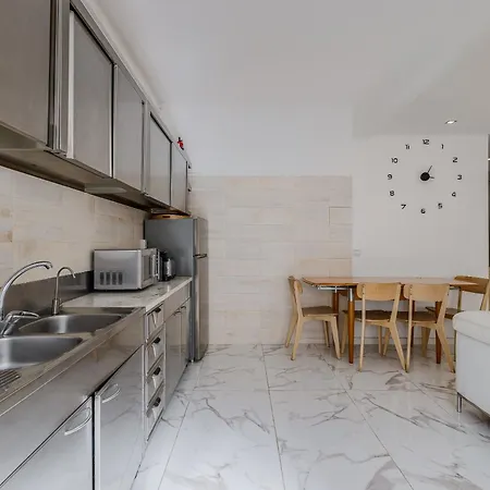 Moreira Apartamento Amora